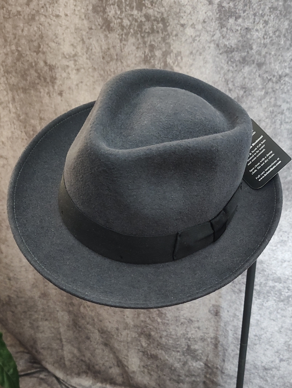 Men's Gray Felt Fedora Hat with Black Band